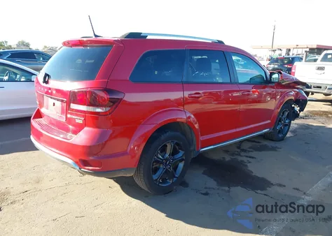 2018 Dodge Journey Crossroad z USA, uszkodzony, nr VIN 3C4PDCGG4JT475713